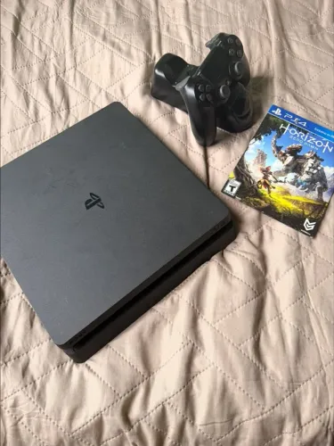Playstation 4 slim 1TB