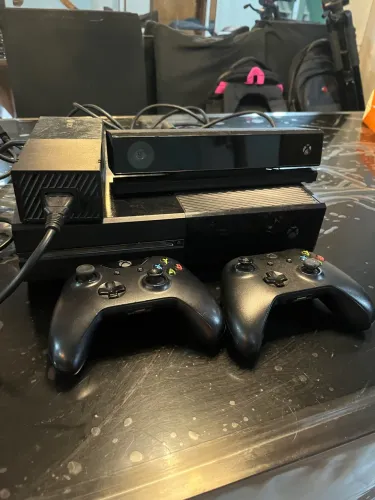 Xbox one fat 1 tb 2 controle, fonte, kinect