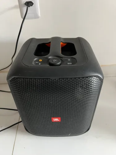 Caixa JBL Partybox Ecore Essential