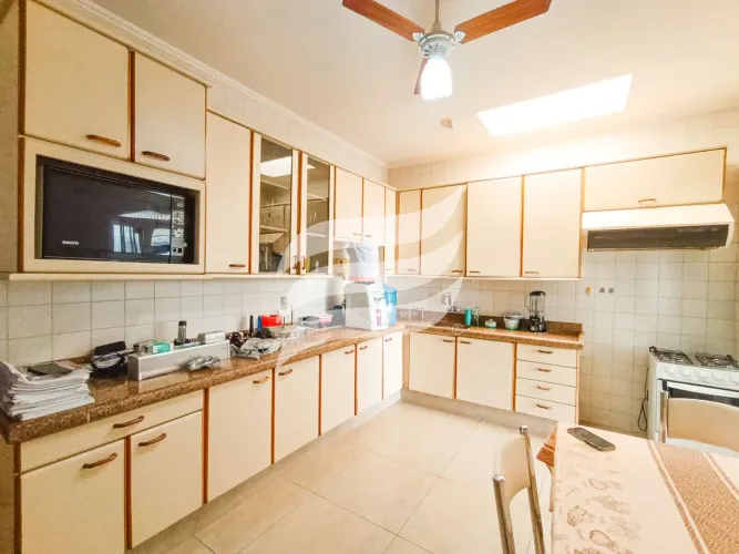 Casa com 4 quartos, sendo 2 suítes, no Bairro Morumbi, Araçatuba/SP