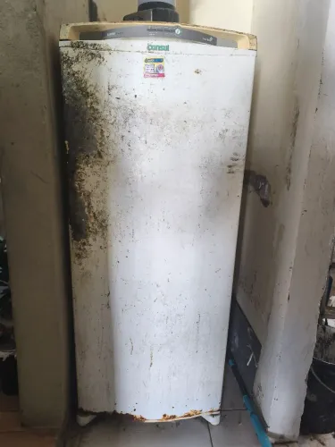 Vendo geladeira usada funciona perfeitamente 