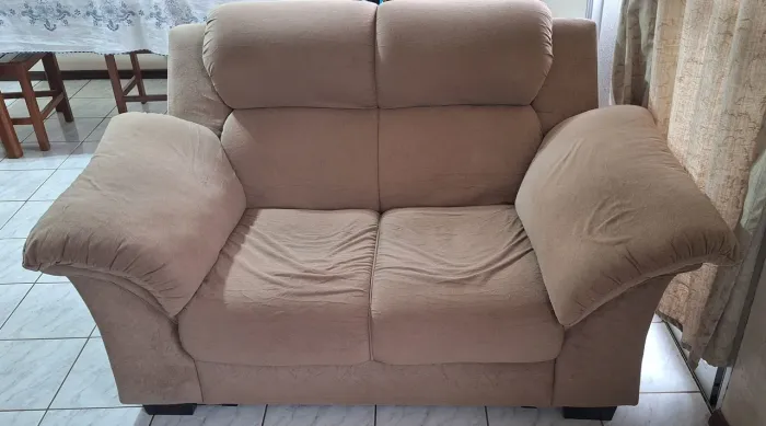 Vendo sofá 2 e 3 lugares