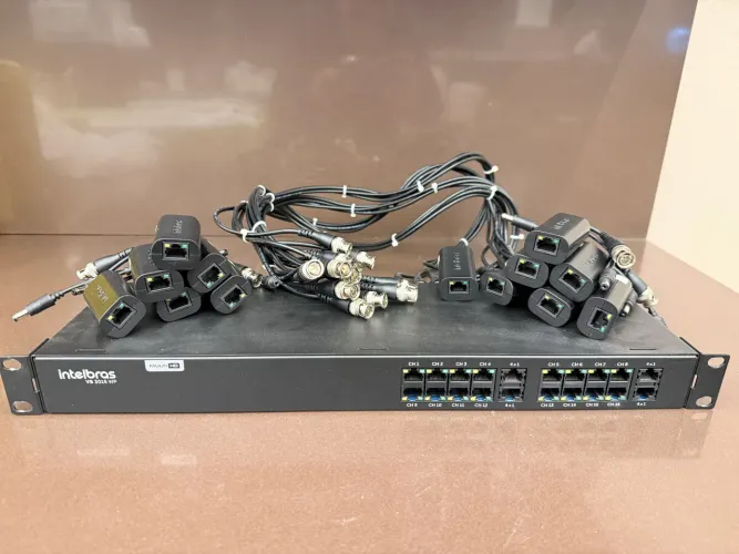 Power Balun Intelbras VB 3016 WP - 16 Canais + Fonte + 16 Cabos