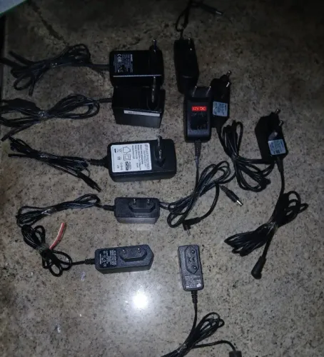 10 - FONTES ALIMENTAÇÃO 12V 9V 5V 50/60 HZ