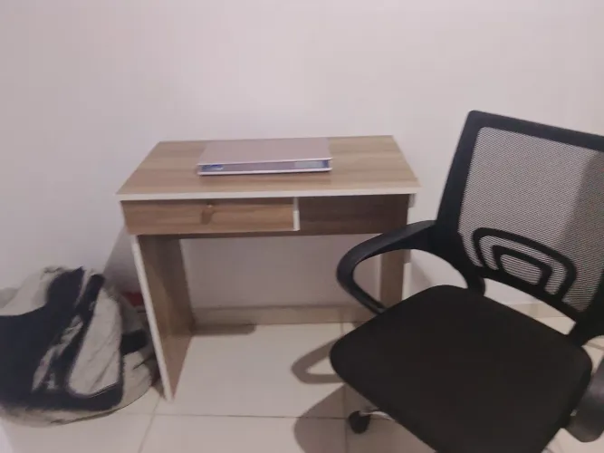 Mesa estilo escrivaninha