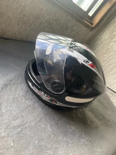 Capacete infantil para moto