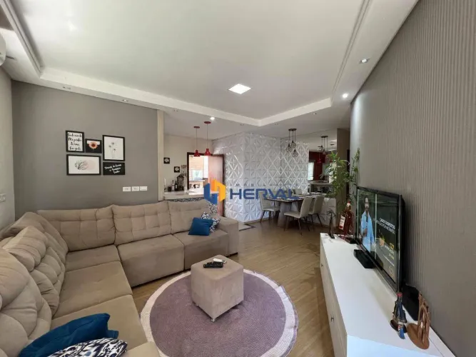 Casa com 3 quartos à venda, 143 m² por R$ 970.000 - Jardim Leblon - Maringá/PR