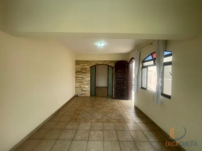 Casa Aluguel no Bairro Siderúrgico em Conselheiro Lafaiete - MG: