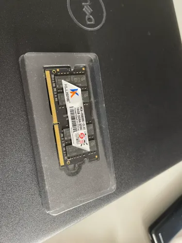 Memória RAM 16 GB DDR4 frequência 2133,2400,2666/3200