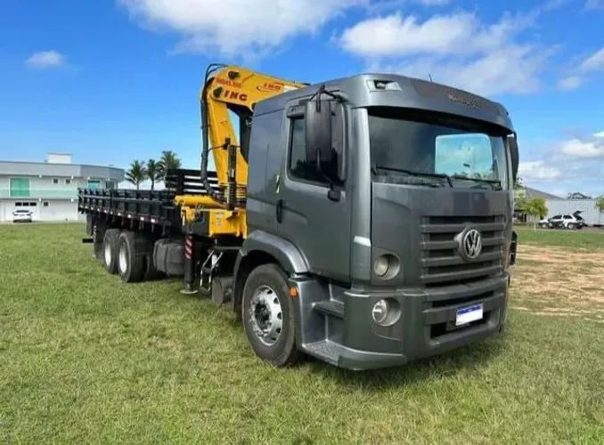 Vw 24250 2010 6x2 munck Particular