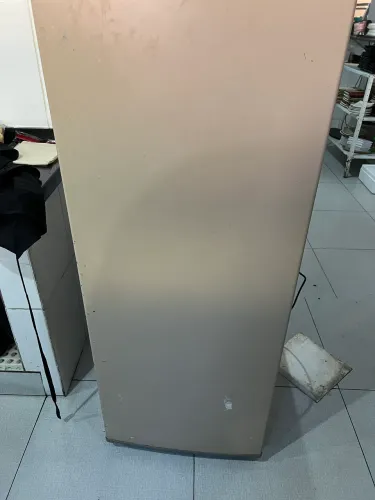 VENDO FREEZER VERTICAL