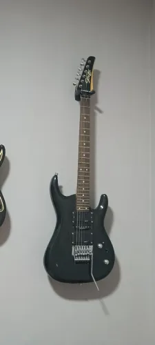 Guitarra Stratocaster Seizi
