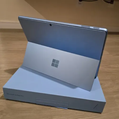 Microsoft Surface Pro 11 Snapdragon X Elite 16GB 512GB Teclado Flex e Slim Pen