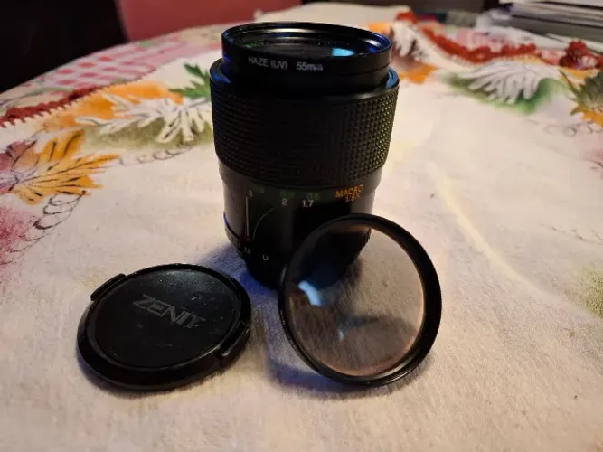 Lente Zenit 28-70 usada