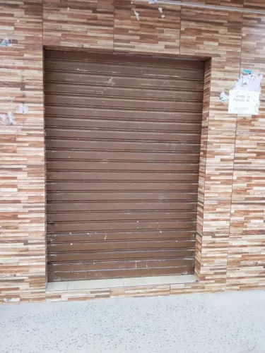 Porta de enrola ótimas condições