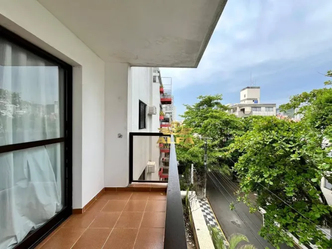 Apartamento à venda na praia do Tombo - Alfa imóveis Guarujá