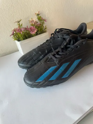 Chuteira Adidas Deportivo II