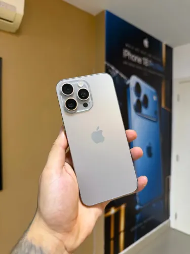 iPhone 15 Pro Max