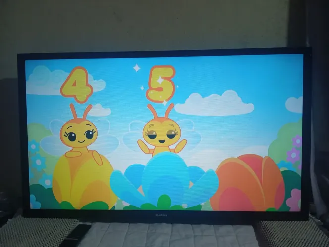 Vendo TV 32 polegada 