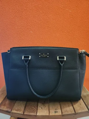 Bolsa preta Kate Spade