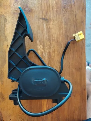 Pedal Do Acelerador Onibus Mercedes Benz Mb 1215c/1620/1318 A *4