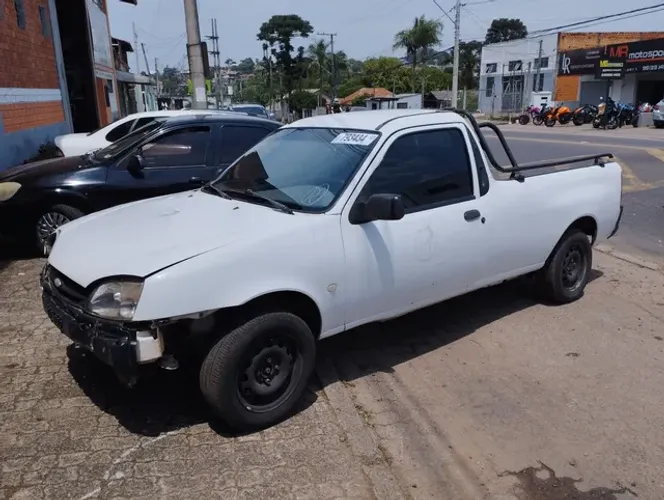 Sucata Courier 1.6 flex.