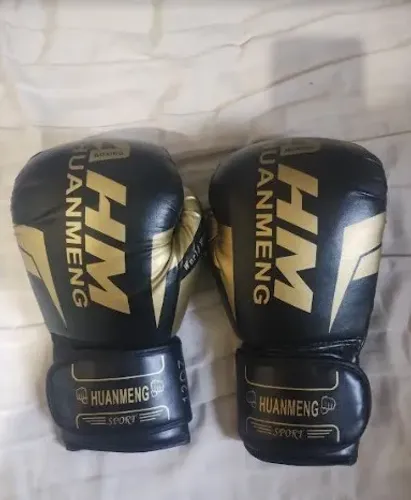 Kit Luva Boxe/Muay thai, Bandagem e Bolsa transversal (Itens novos)