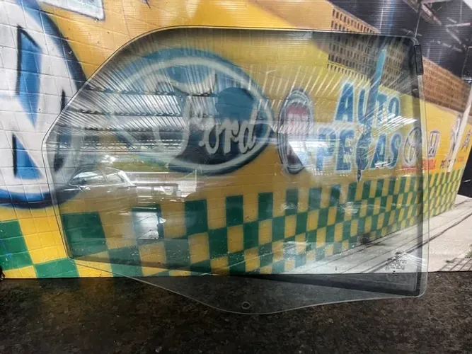 Vidro de porta palio fire 2015 traseiro direito 