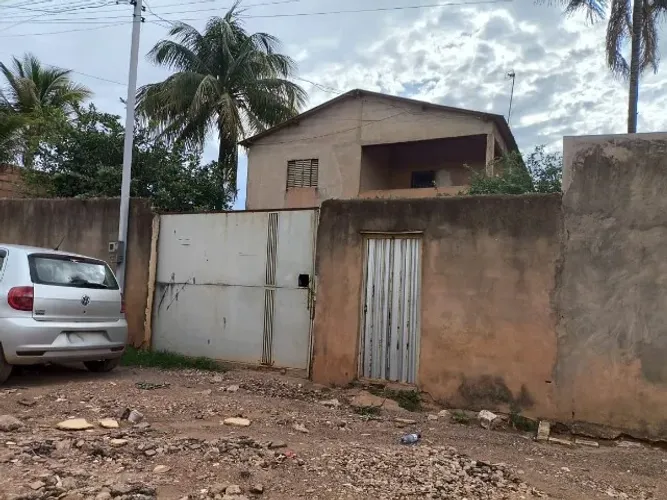 Sobrado no Morro da Cruz, São Sebastião DF - NAZ Corretora