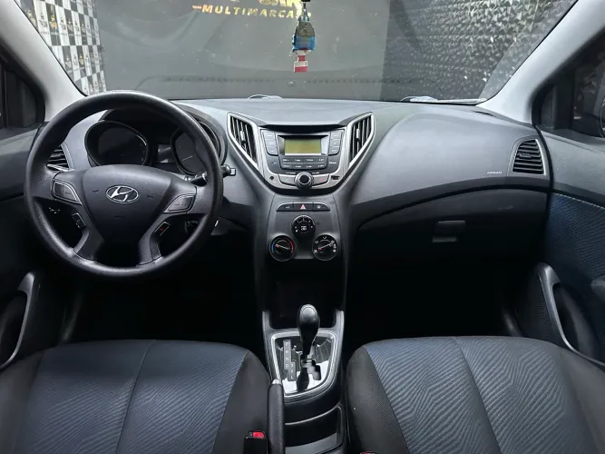 Hyundai HB20S C.style/c.plus1.6 Flex 16V Aut. 4P 2014