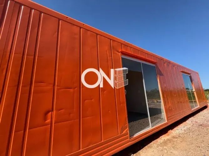 Kitnet dupla em container com alto padrão de acabamento