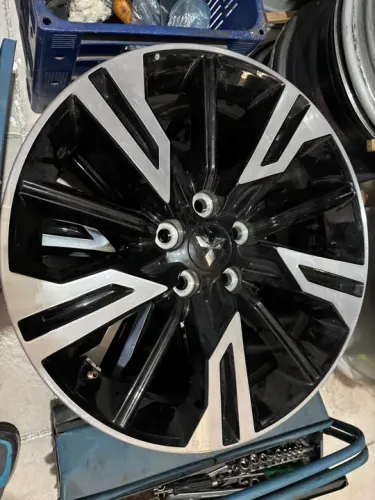 Rodas  Mitsubishi Eclipse Cross aro 18 original unidade avulsa