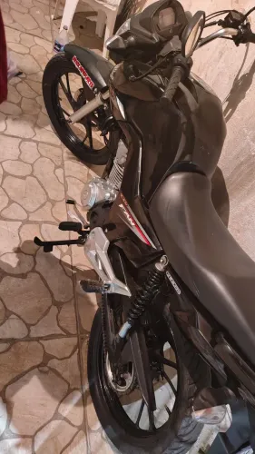 Vendo essa moto 
