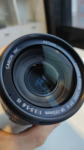 Lente Canon Ef-s 18-135mm F/3.5-5.6 Is