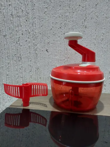 Tupperware triturador