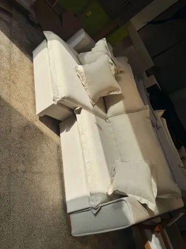 Sofá em linho retrátil e reclinável