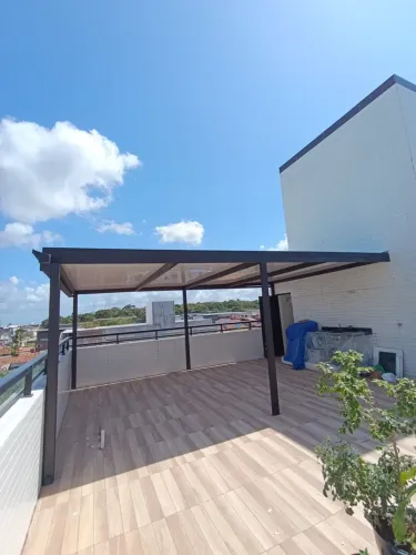 Cobertas/Garagens em Galvanizado e Alumínio 
