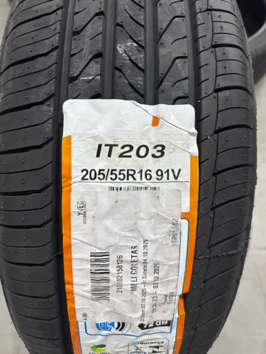 Jogo 2 Pneus Itaro Aro 16 IT203 205/60R16 92H
