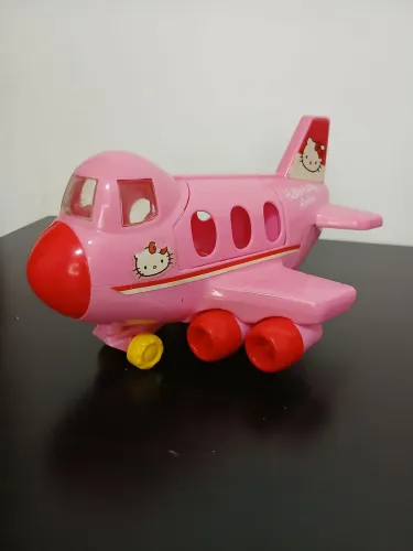 Avião Hello Kitty