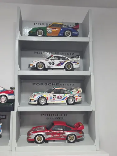 Porsche ut 1:18 semi novos,  4 modelos valor da unidade 
