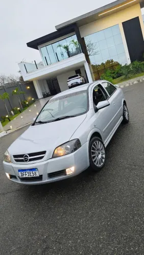 Chevrolet Astra Hatch 2.0 Otimo estado de conservação