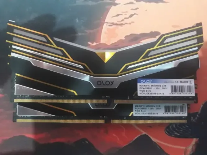 Memorias Oloy WarHawk RGB 2x8gb