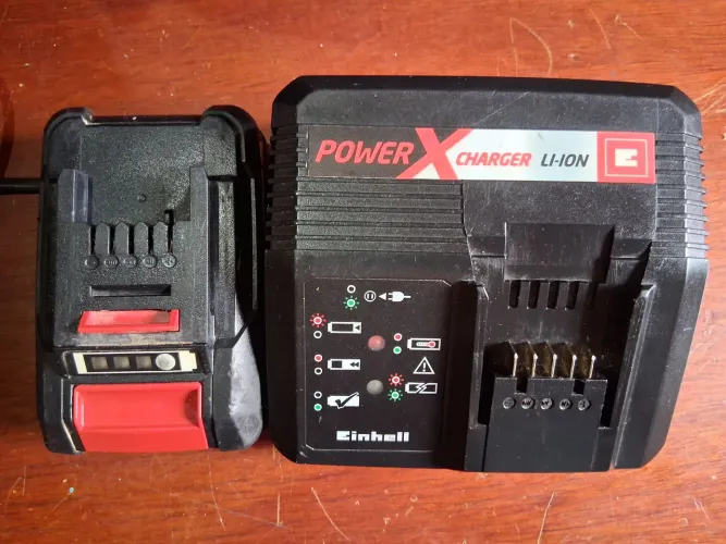Carregador e bateria einhell