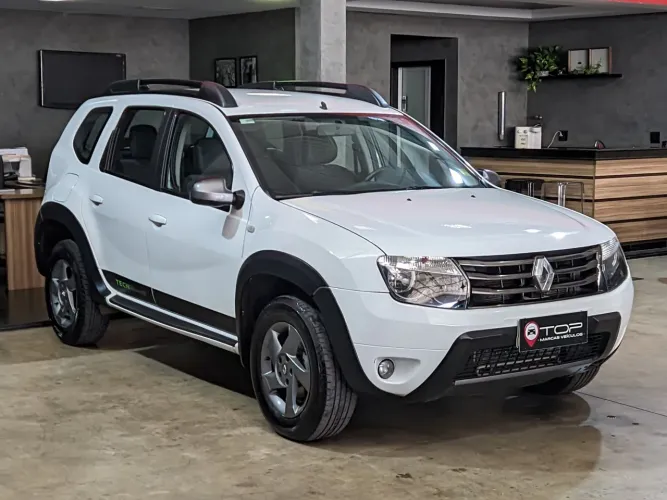Renault Duster Dynamique 2.0 Hi-flex 16V Aut. 2015