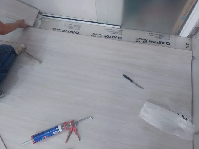 Piso laminado insta