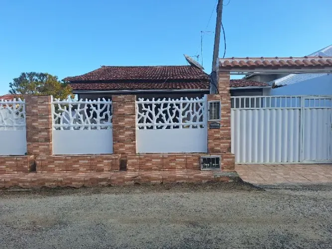 Amparo imóveis-Vende 3 quartos sendo 1 suíte condomínio Rota do Sol -Araruama