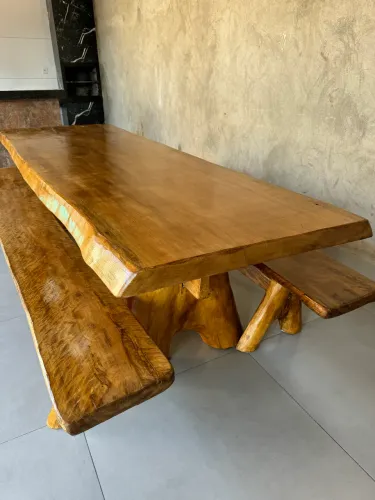 Mesa de madeira 