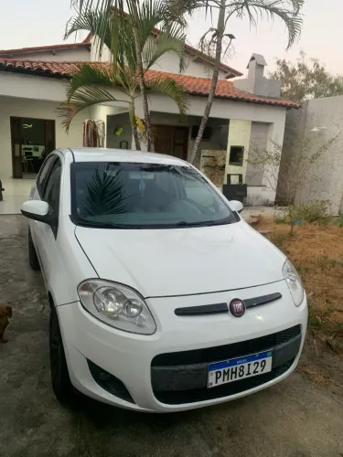 Fiat Palio Essence 1.6 Flex 16V 5P 2015