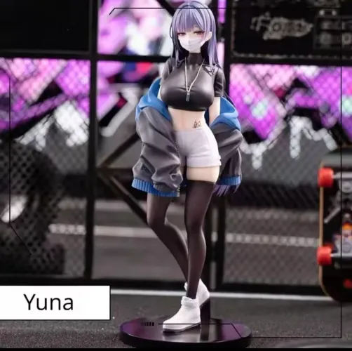 Action figure Mask Girl Yuna.