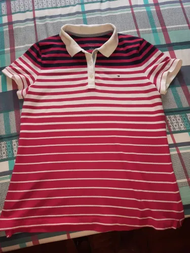 Camiseta Polo Tommy Hilfiger Listrada Vermelha